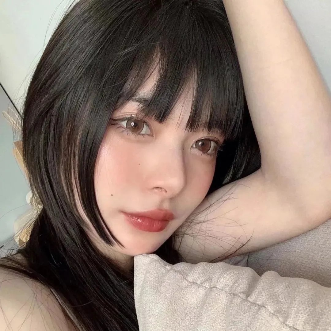 穿在乳头上的洞